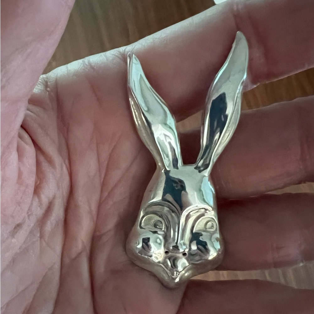 Lang Sterling Silver Vintage Smiling Rabbit Pin - Picture 10 of 10
